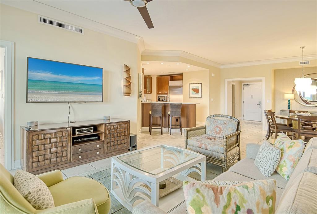 915 SEASIDE DRIVE UNIT 606, We