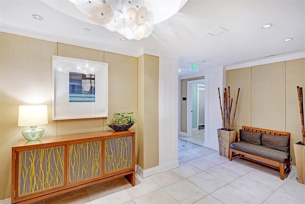 915 SEASIDE DRIVE UNIT 606, We