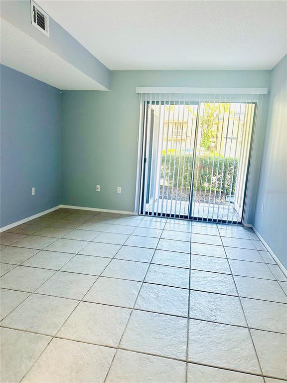 2200 BAHIA VISTA ST UNIT B3