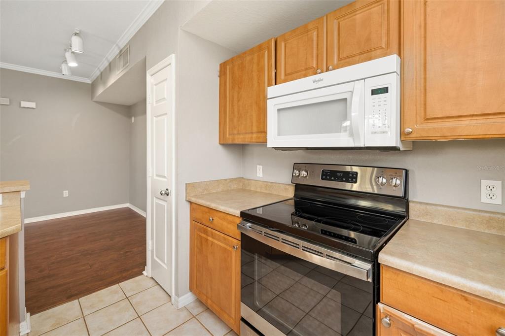 5501 ROSEHILL ROAD UNIT 103