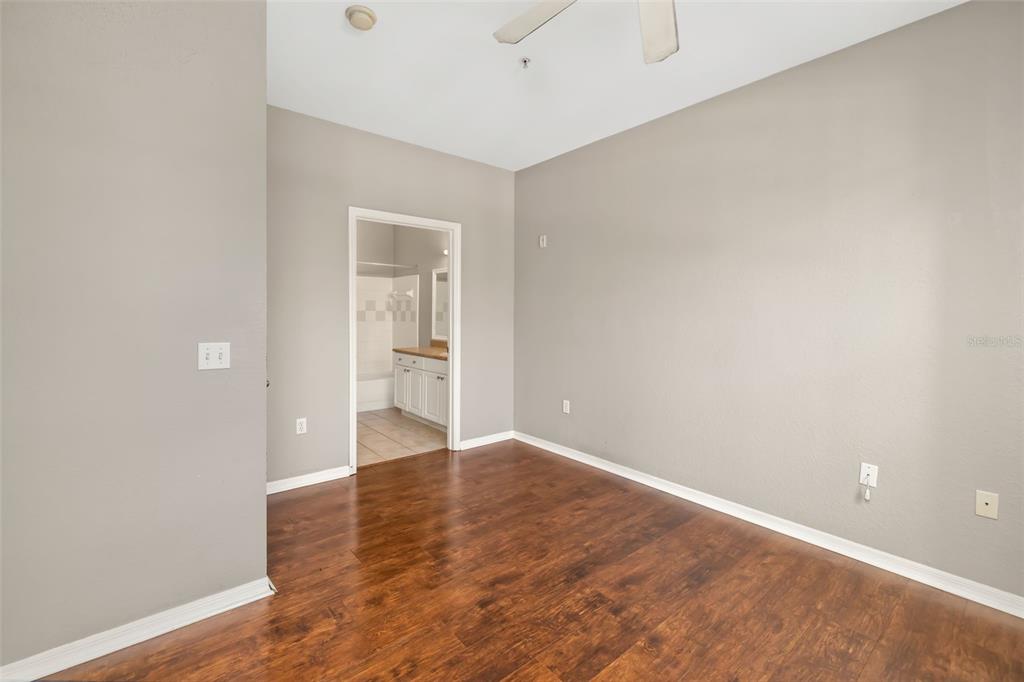 5501 ROSEHILL ROAD UNIT 103