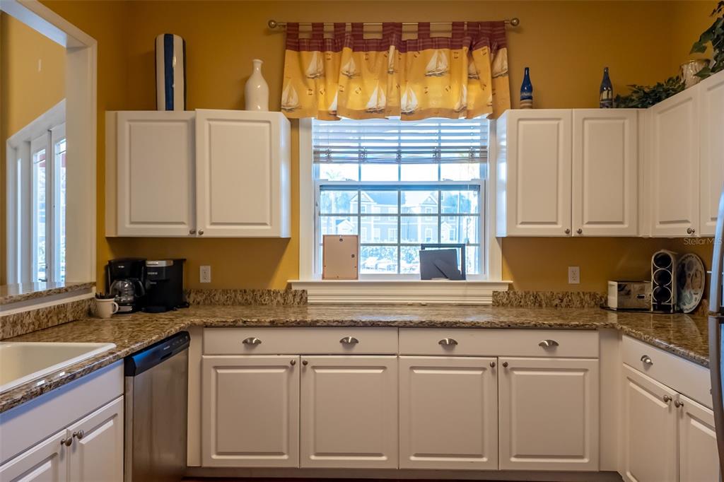 5501 ROSEHILL ROAD UNIT 103