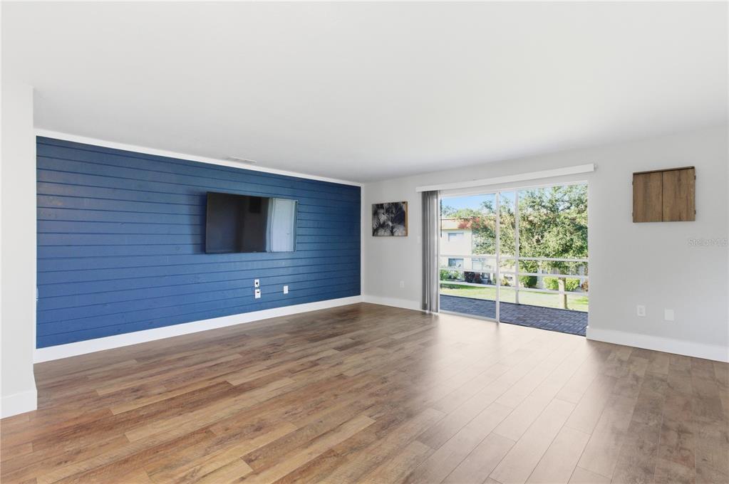 3500 BENEVA ROAD UNIT 307