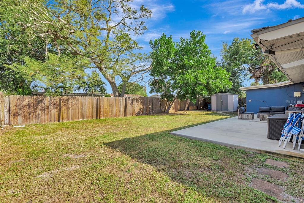 2127 LEE LANE
