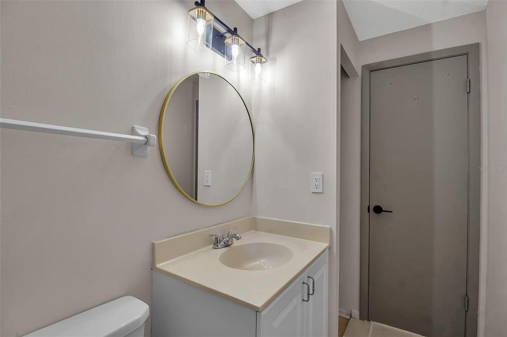 3212 RAMBLEWOOD DRIVE N UNIT 3