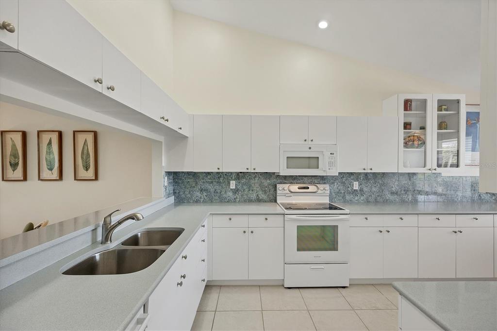 8735 OLDE HICKORY AVENUE UNIT 