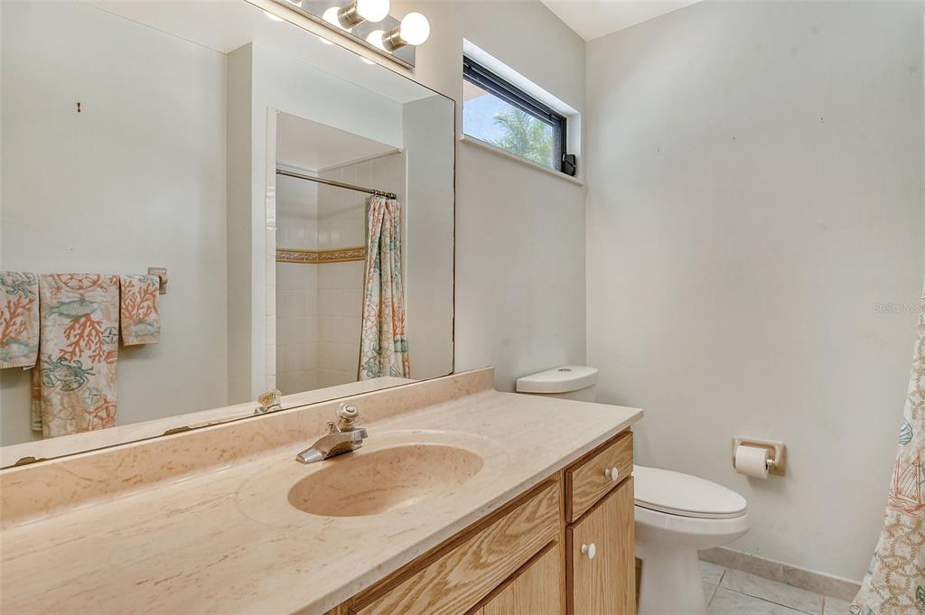 2517 GLEBE FARM CLOSE UNIT H-2