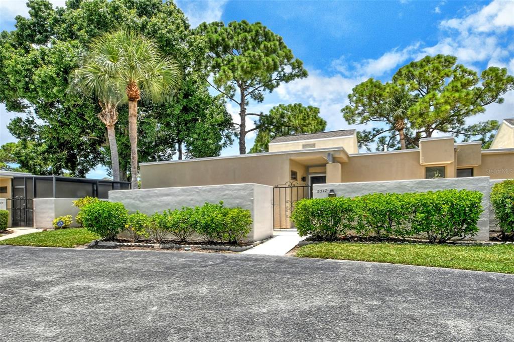2517 GLEBE FARM CLOSE UNIT H-2
