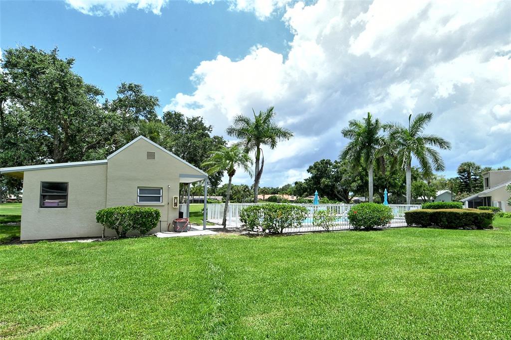 2517 GLEBE FARM CLOSE UNIT H-2