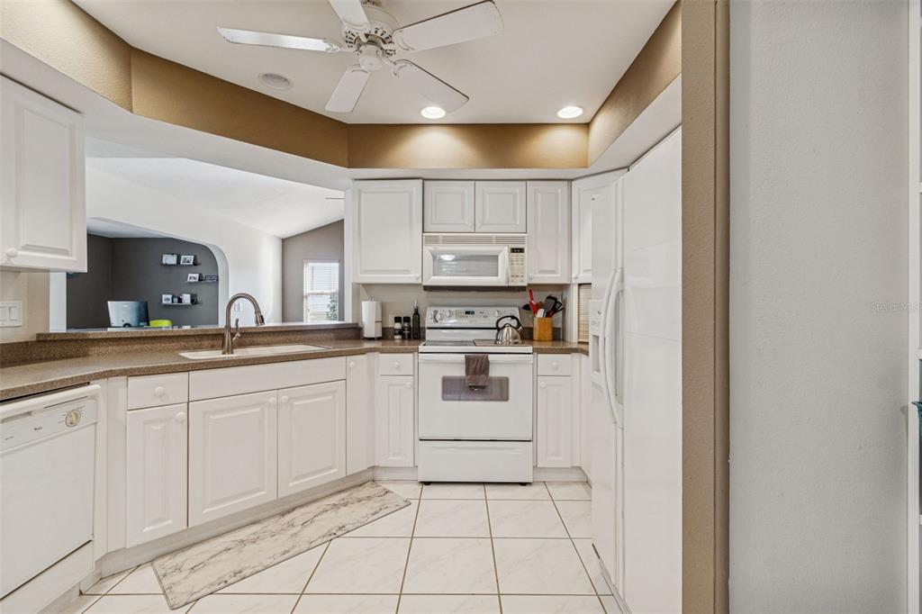 4181 CENTER POINTE CIRCLE UNIT