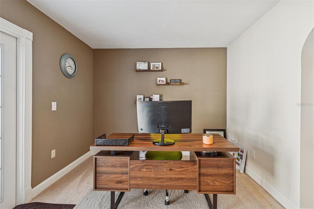 4181 CENTER POINTE CIRCLE UNIT