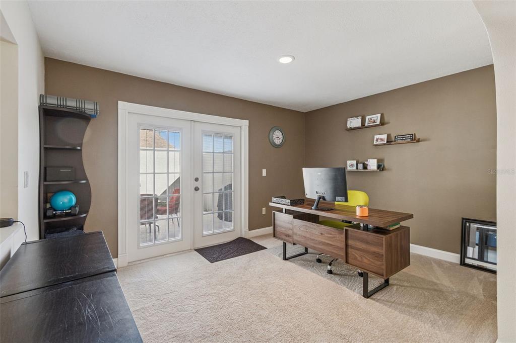 4181 CENTER POINTE CIRCLE UNIT
