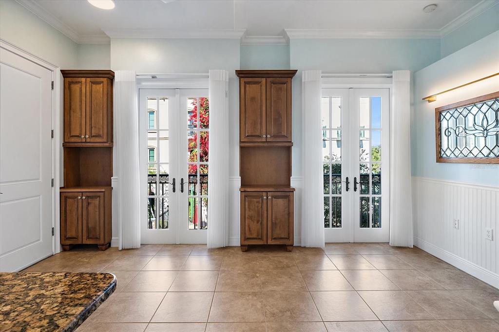 445 N ORANGE AVENUE UNIT 210