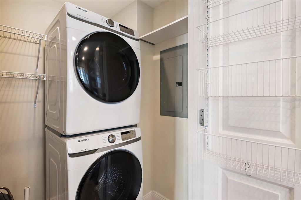 445 N ORANGE AVENUE UNIT 210