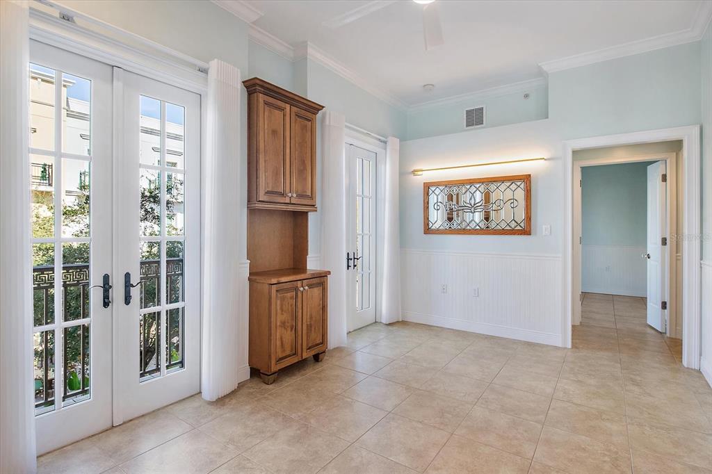 445 N ORANGE AVENUE UNIT 210