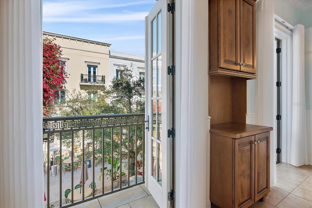 445 N ORANGE AVENUE UNIT 210