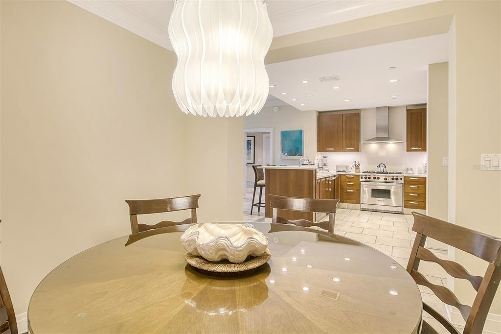 915 SEASIDE DRIVE UNIT 511, We