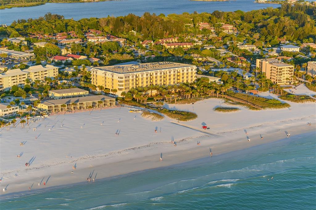 915 SEASIDE DRIVE UNIT 511, We