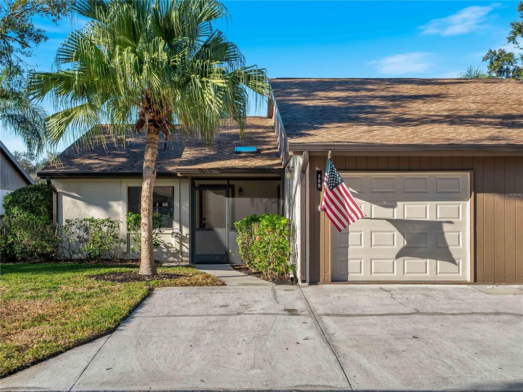 365 OAK HILL WAY UNIT 32