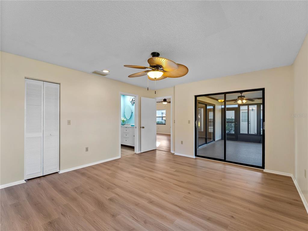 365 OAK HILL WAY UNIT 32
