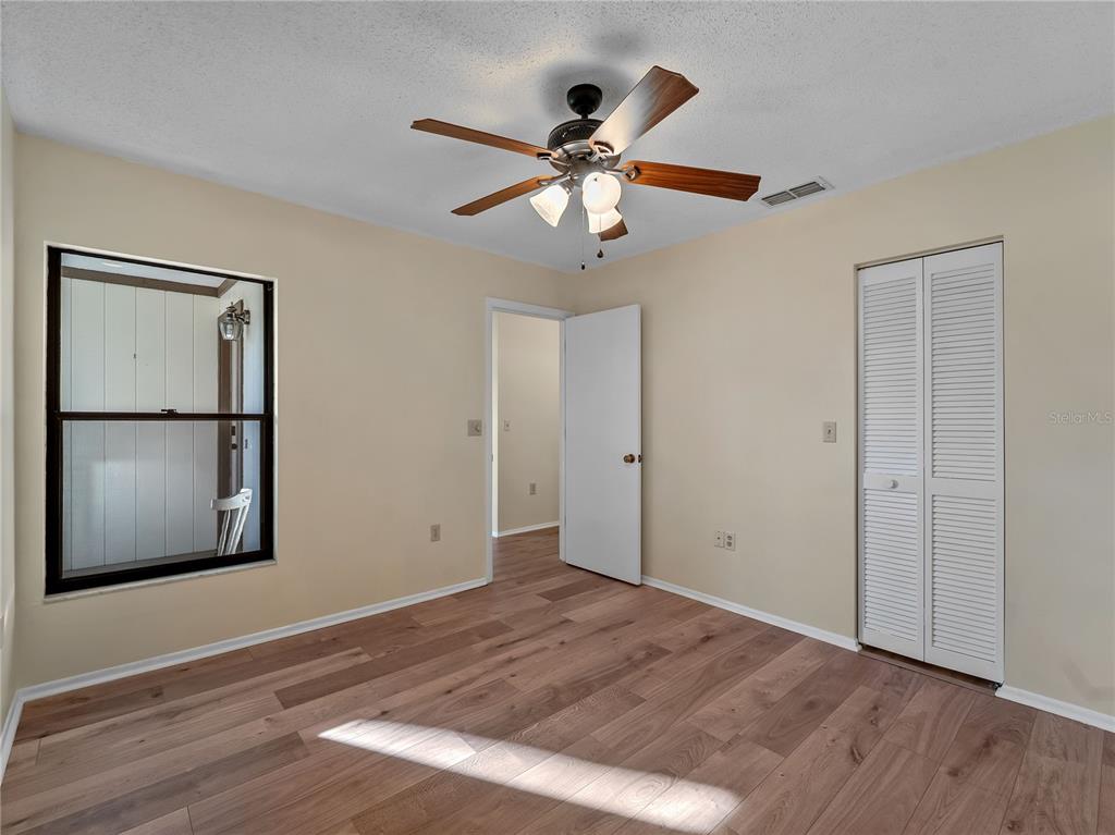 365 OAK HILL WAY UNIT 32