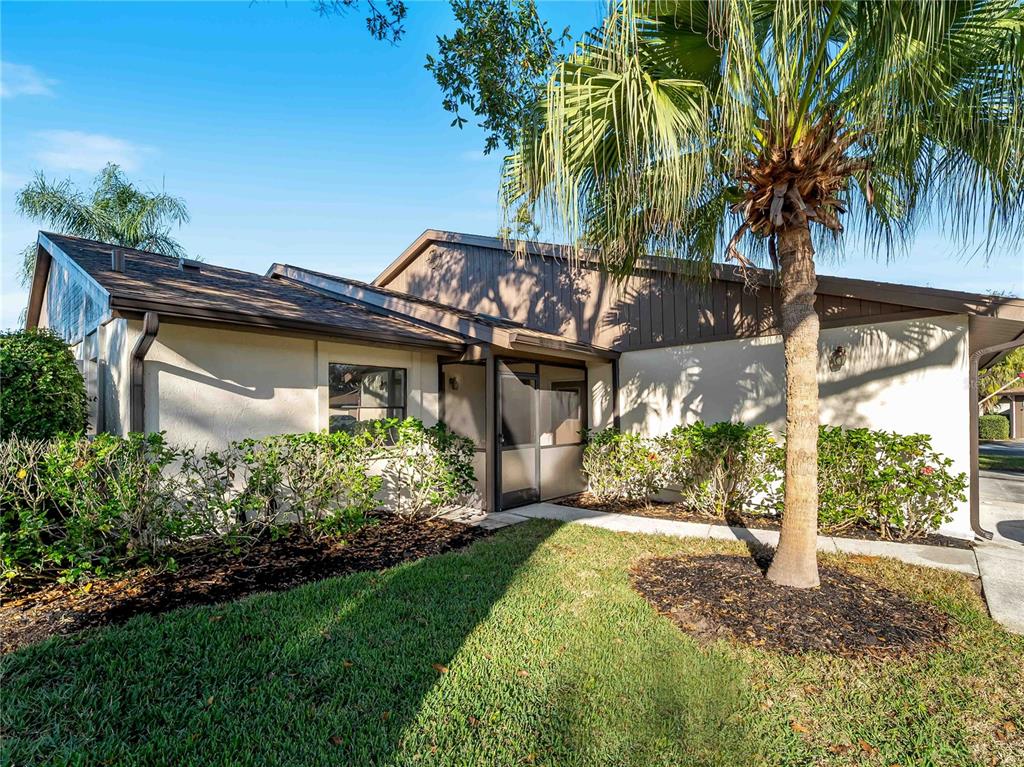365 OAK HILL WAY UNIT 32