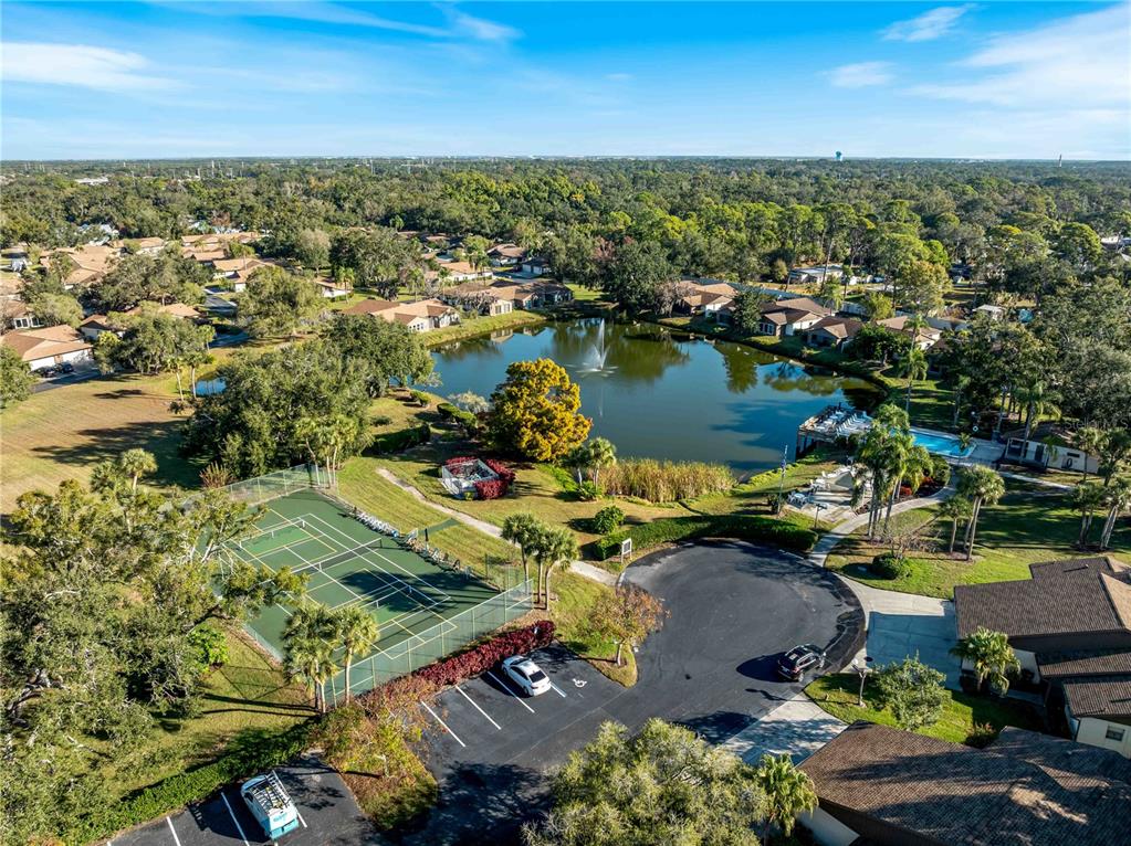 365 OAK HILL WAY UNIT 32
