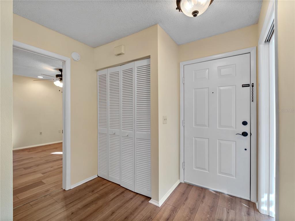 365 OAK HILL WAY UNIT 32