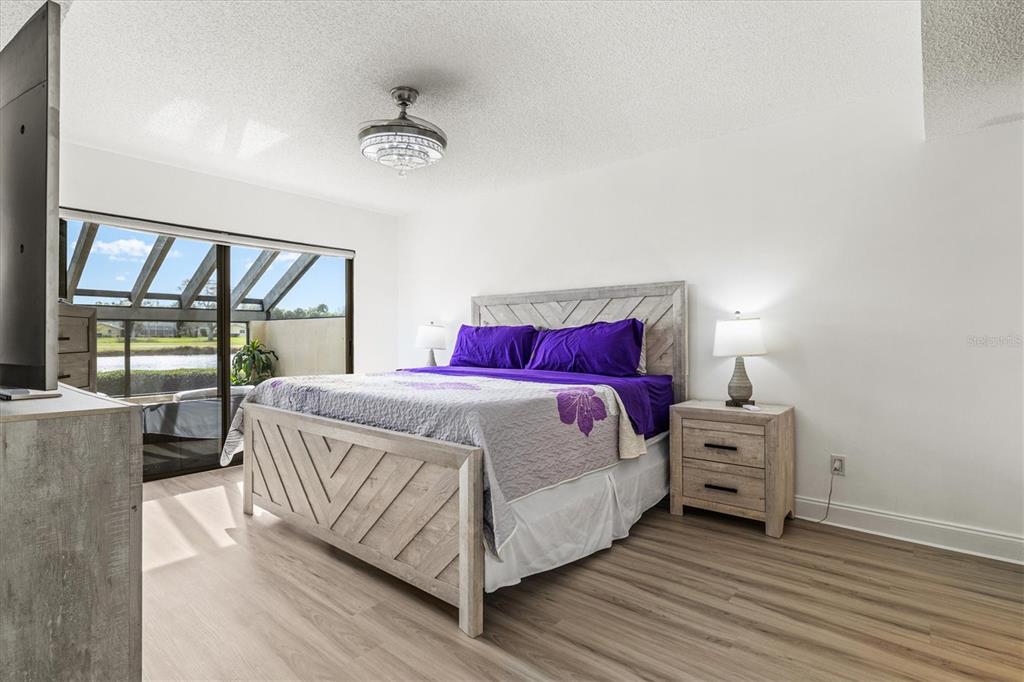 2453 CRISPIN COURT UNIT F4