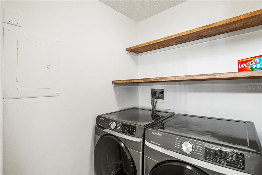 2453 CRISPIN COURT UNIT F4