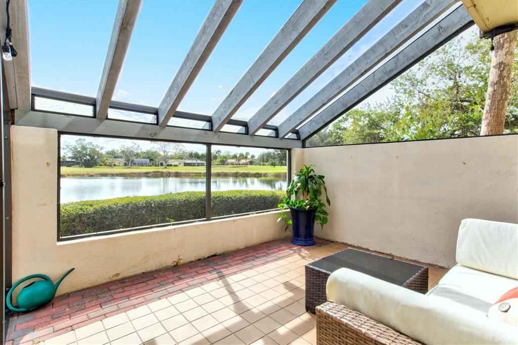 2453 CRISPIN COURT UNIT F4