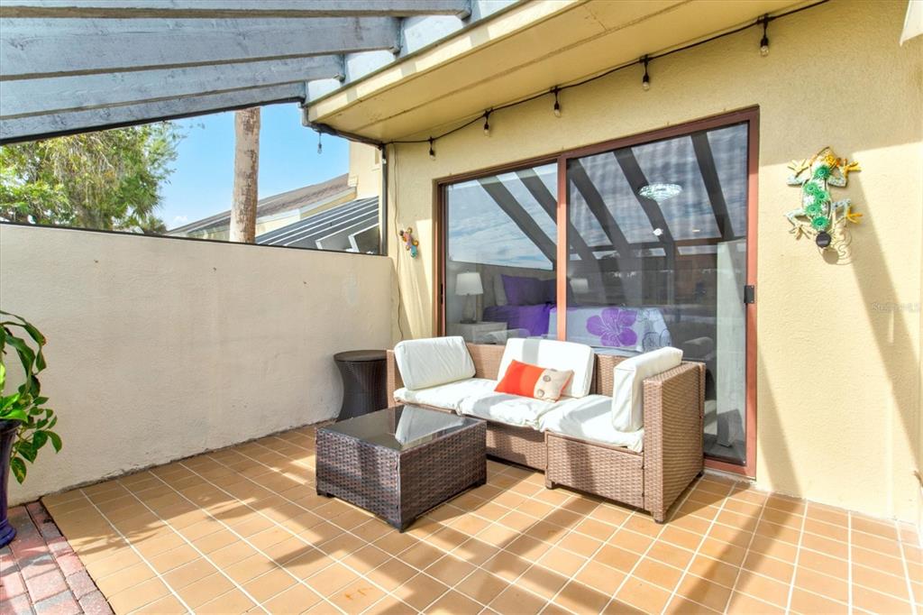 2453 CRISPIN COURT UNIT F4