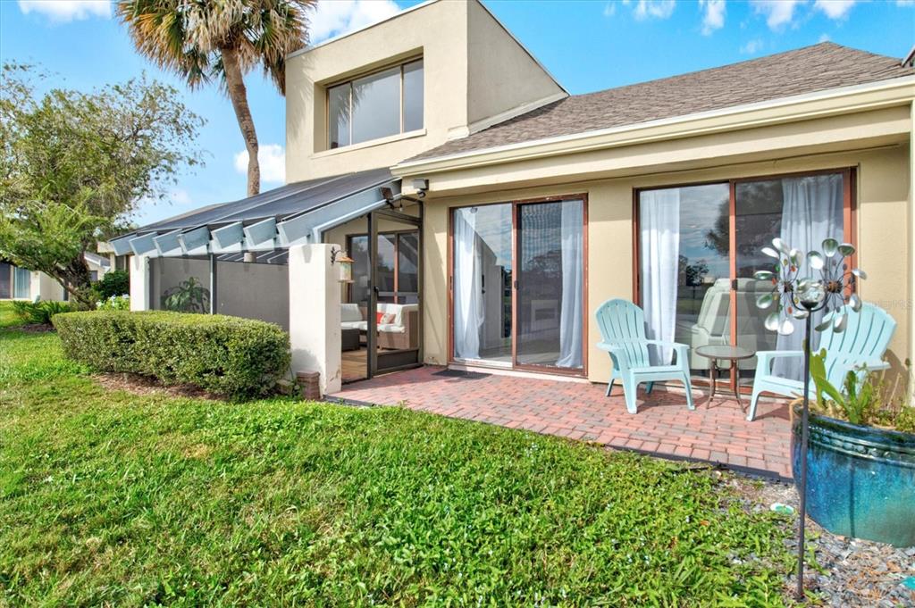 2453 CRISPIN COURT UNIT F4