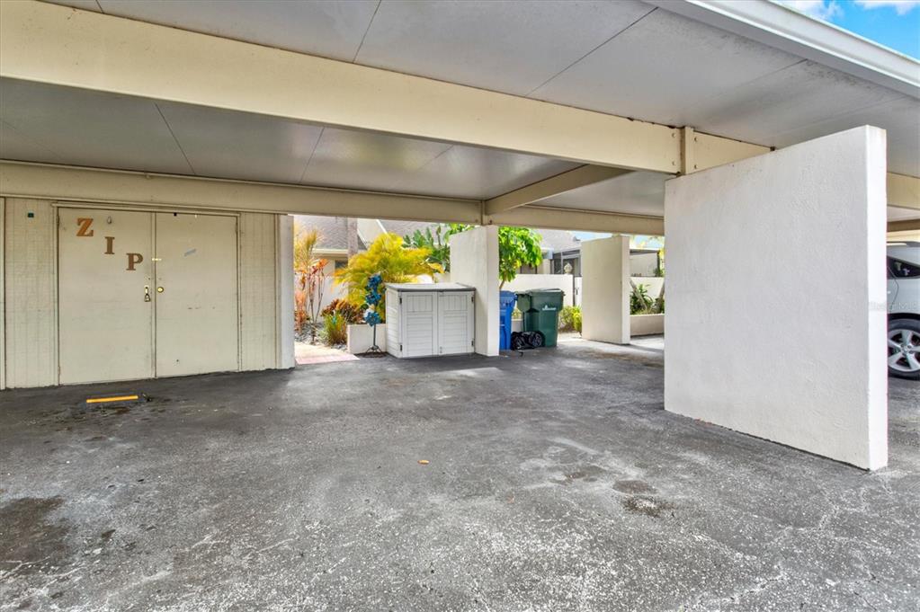 2453 CRISPIN COURT UNIT F4