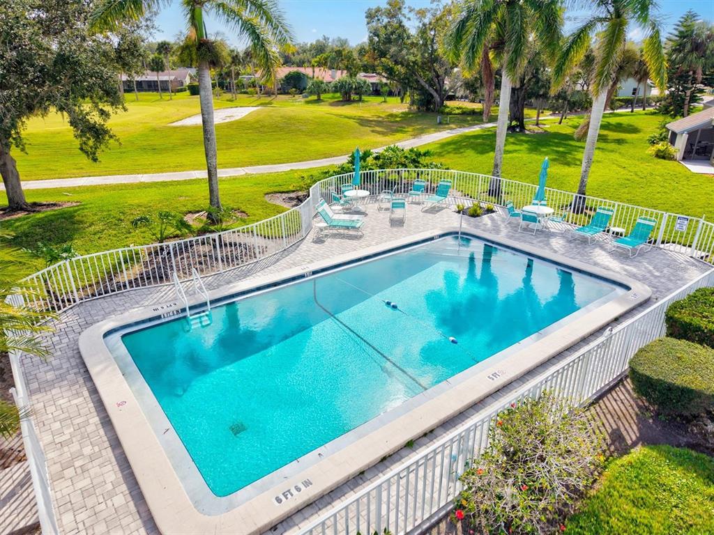 2453 CRISPIN COURT UNIT F4