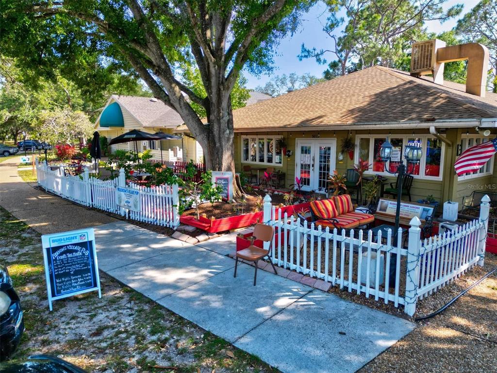 2453 CRISPIN COURT UNIT F4