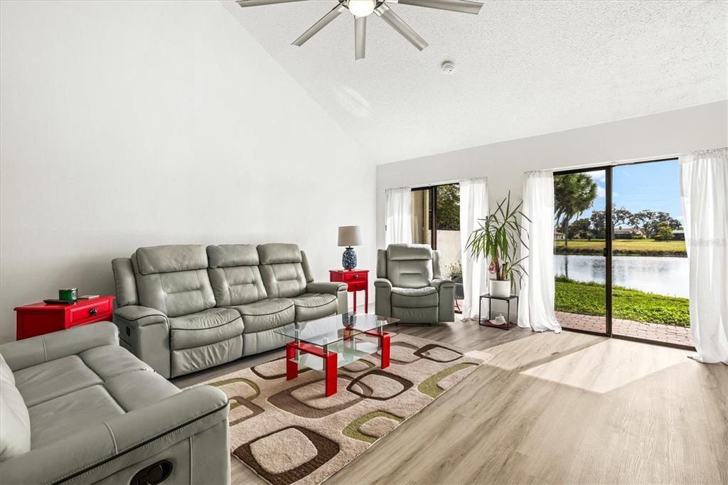 2453 CRISPIN COURT UNIT F4