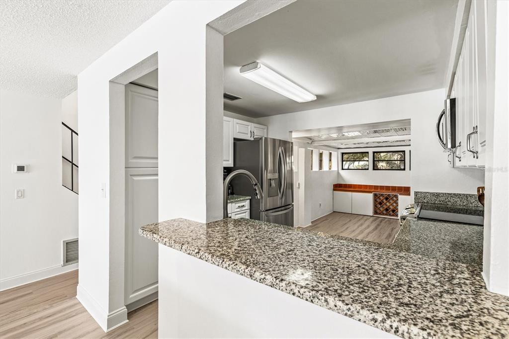 2453 CRISPIN COURT UNIT F4