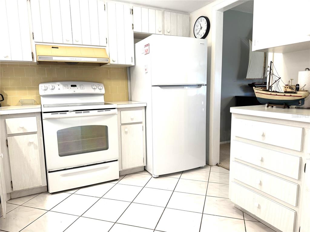 2571 RIVERBLUFF PARKWAY UNIT V