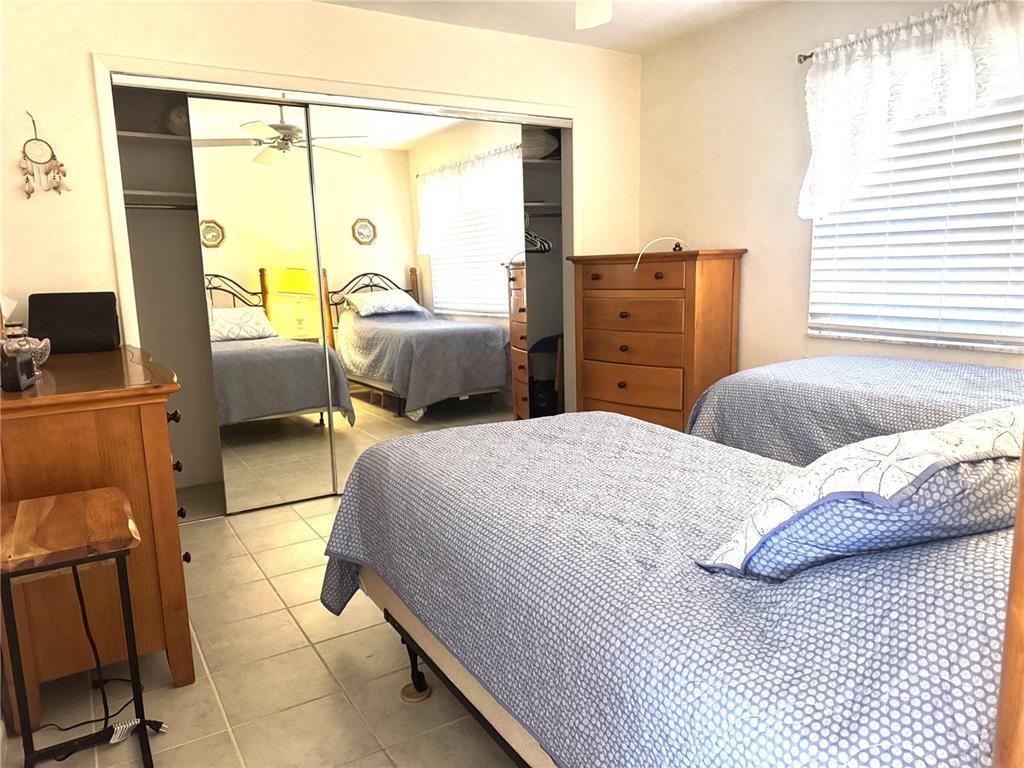 2571 RIVERBLUFF PARKWAY UNIT V
