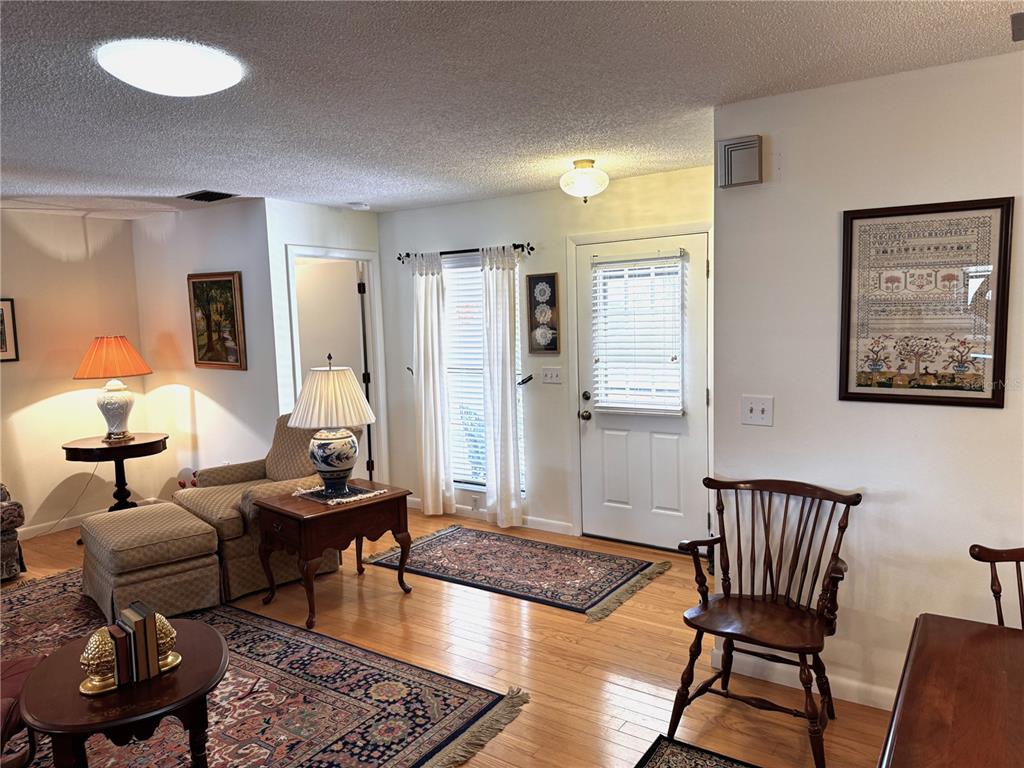229 LAUREL HOLLOW DRIVE UNIT 8