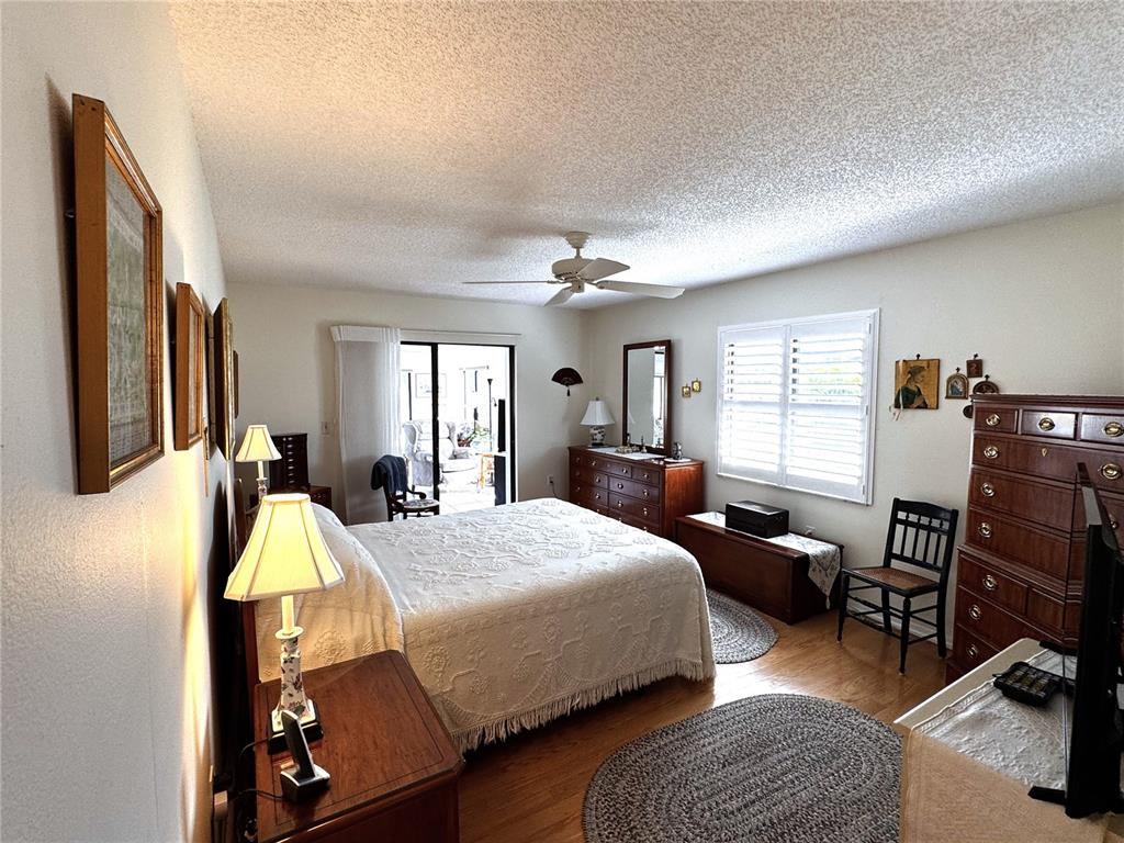 229 LAUREL HOLLOW DRIVE UNIT 8