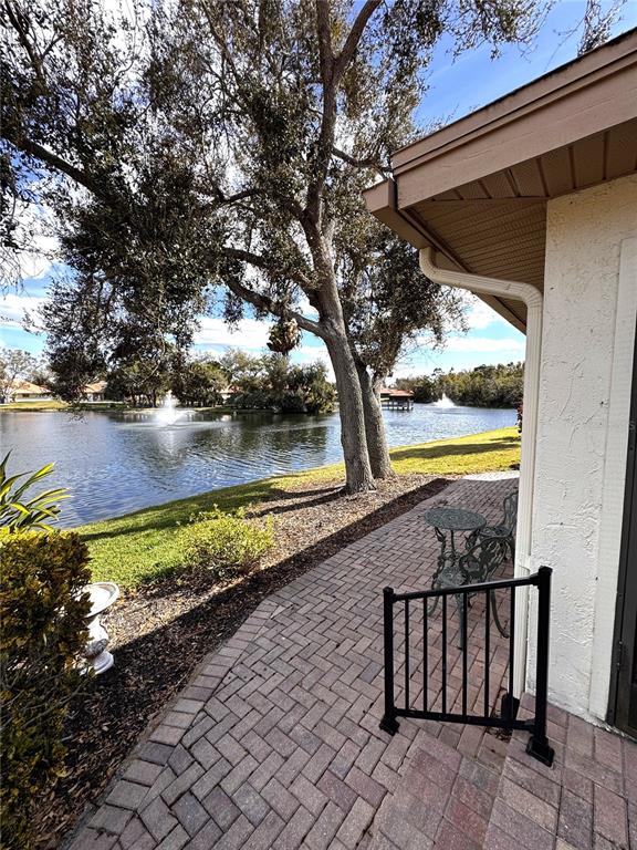 229 LAUREL HOLLOW DRIVE UNIT 8