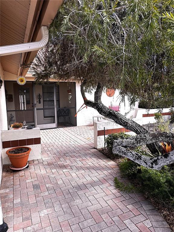 229 LAUREL HOLLOW DRIVE UNIT 8