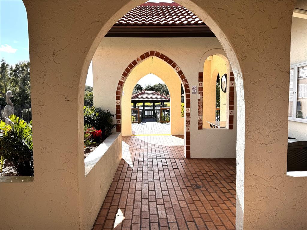 229 LAUREL HOLLOW DRIVE UNIT 8