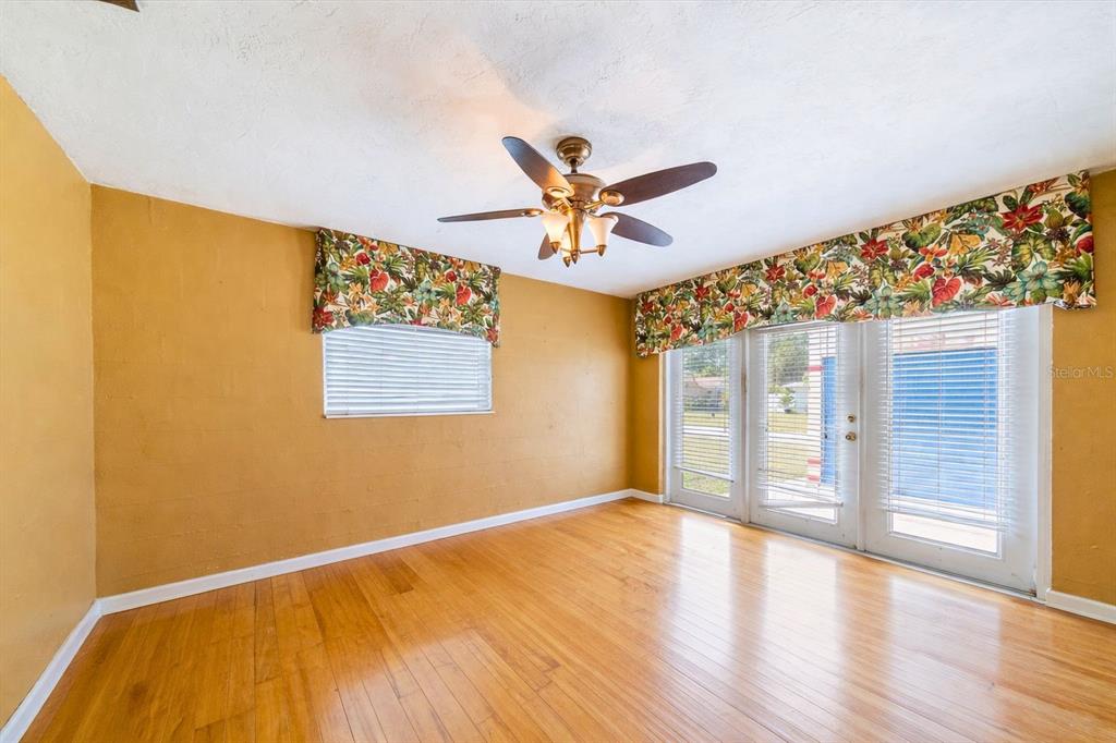 2534 WANETA DRIVE