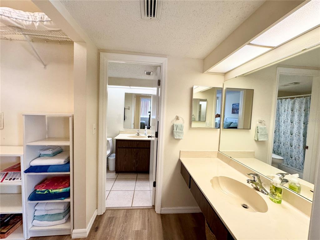 5124 HARPERS CROFT UNIT 7