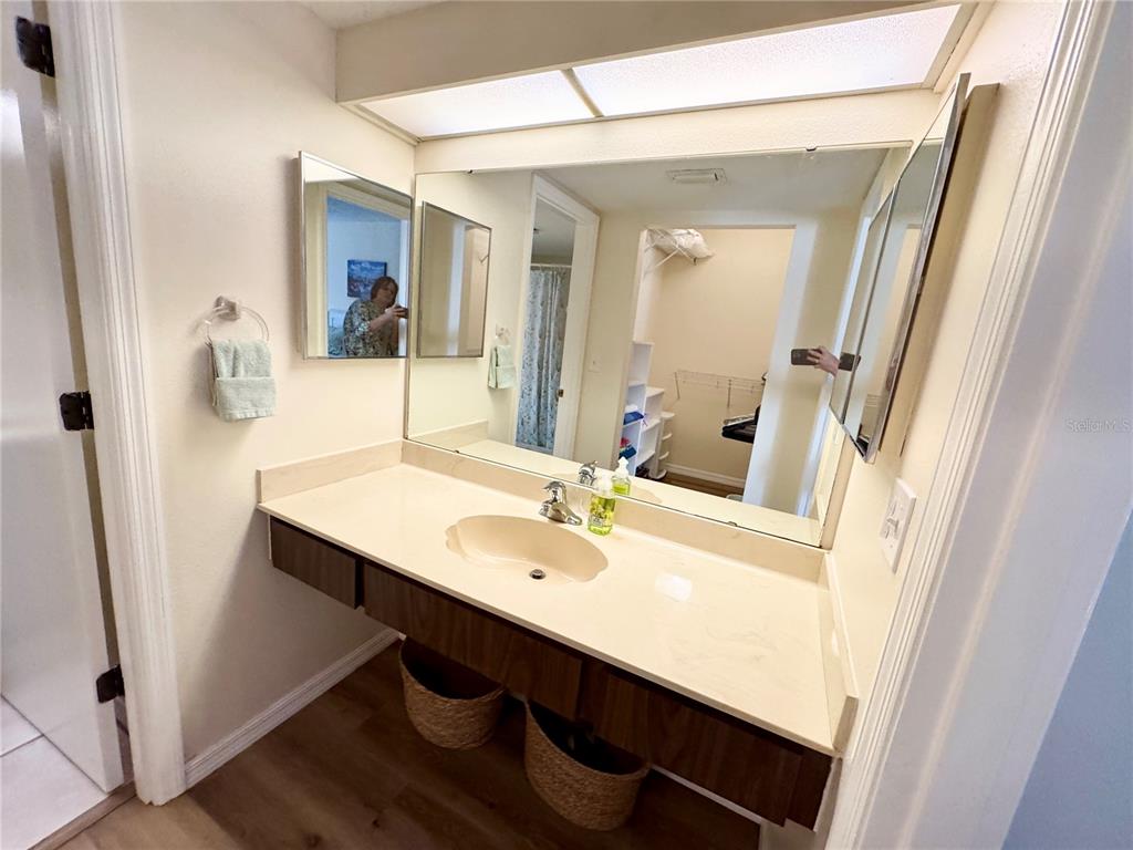 5124 HARPERS CROFT UNIT 7