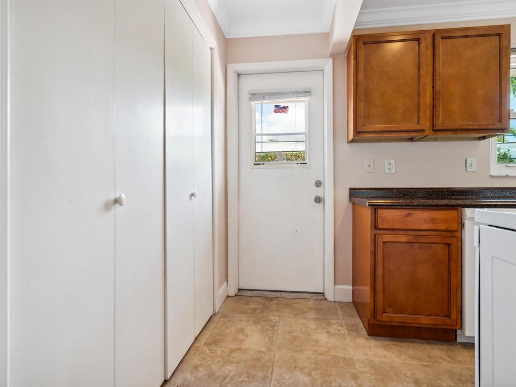 2153 PUEBLO CIRCLE UNIT V14