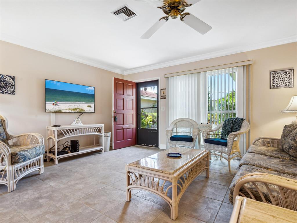 2153 PUEBLO CIRCLE UNIT V14
